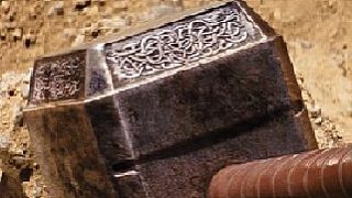 你有注意到雷神之錘周?chē)牟Ａ罱Y(jié)晶嗎
