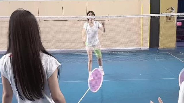 诶 我不是羽毛球天才吗！