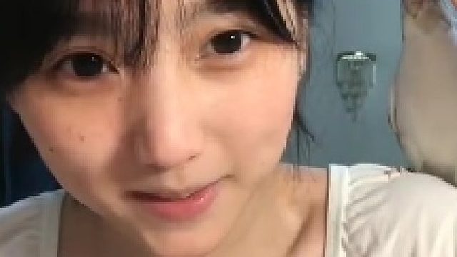 素颜自拍的寥寥无几