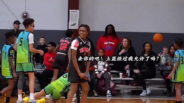 打不过五年级小学生系列！球技如此恐怖，初中生来了估计也要甘拜下风啊！