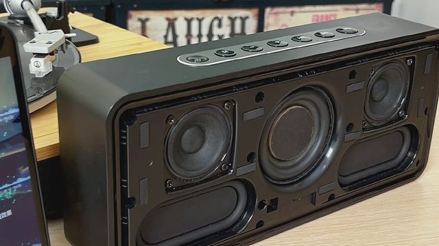 音箱效果还得耳朵来验货！人声像在耳边唱，细节多到起鸡皮疙瘩