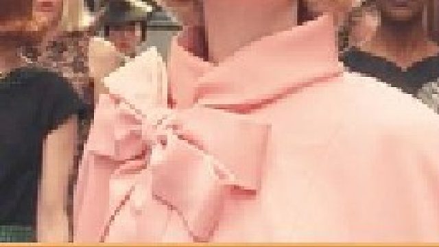 大嘴女巫用药水把男孩变成了老鼠