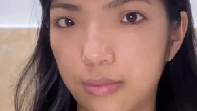 女生分享妆前妆后变化，第一眼还以为特效呢！