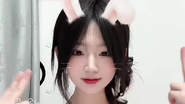 我间或的深情，或是描重了些许，，终究也倦了