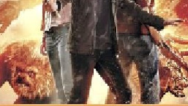 小伙只要把手伸进海里，就能召唤出神兽