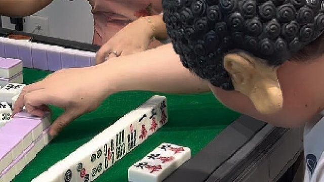 凭何本事与我一较高下