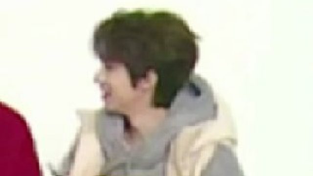 一个直播能比时团还吵闹的团出现了