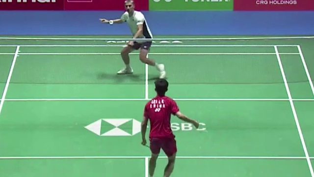 小波波夫这场状态有点逆天，雷兰曦球拍都抡冒烟了，根本破不了防啊