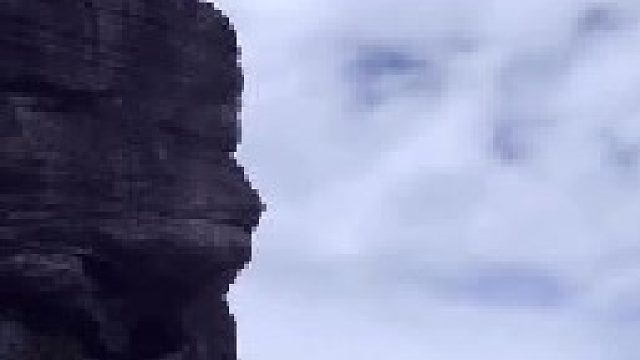 山不见我我自去见山！