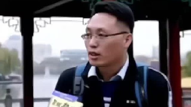 中国男足在重蹈覆辙的路上一直重蹈覆辙，在掉链子的路上从不掉链