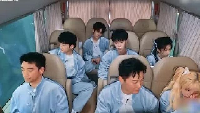 白鹿每次剧宣都带新男主，范丞丞吃醋爆料