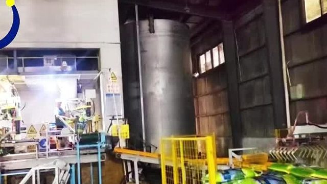 不讨薪不请假，一度电干三人活，立柱机器人