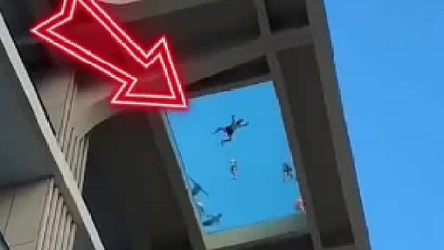 高空泳池如何确保安全？