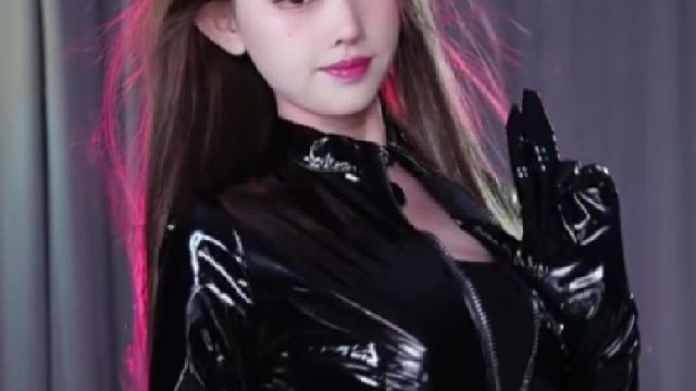 【瑶一瑶【钱女友】】看我的新猫耳朵