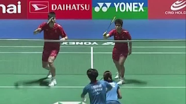 小冯这防守姿势...就说有没有接到吧！