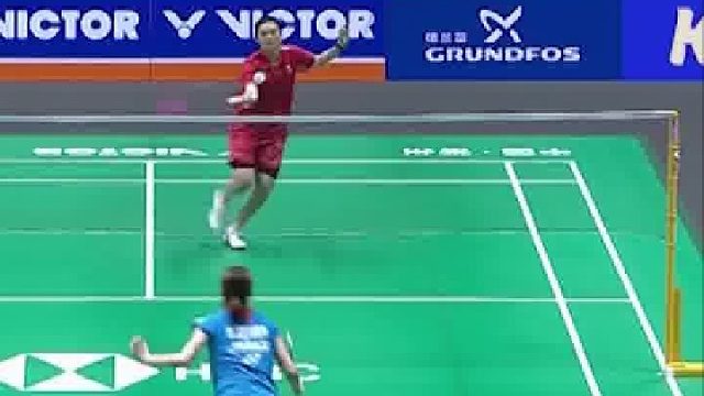 韩悦神级假动作让对手原地罚站！