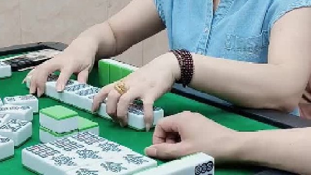 哦吼！孝感卡五星的规矩。赢诈什么胡。赔什么胡哈！