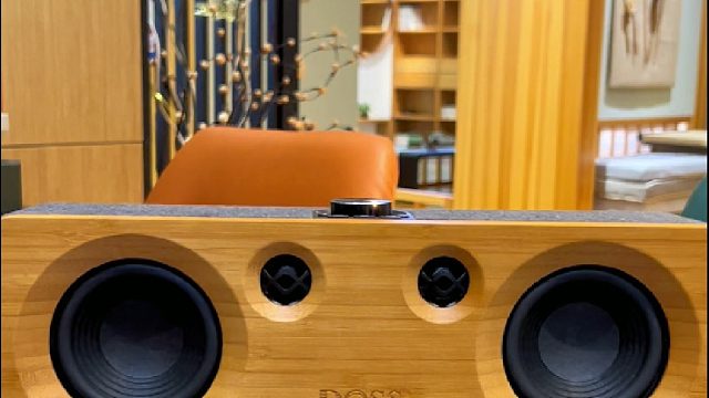 追剧时脚步声太逼真了，音响音效震撼，声浪居家蓝牙音箱