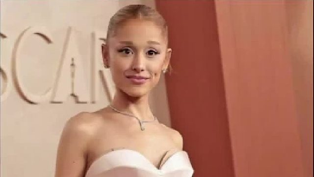 Ariana携最佳女配提名亮相奥斯卡，奇幻仙子造型，活泼可爱又灵动