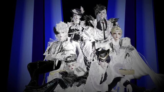 今日主题：黑白配 -