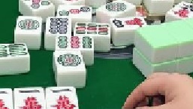 成麻换三张 四川麻将：走不下去，根本走不下去。。合川有不有一起玩的小伙伴