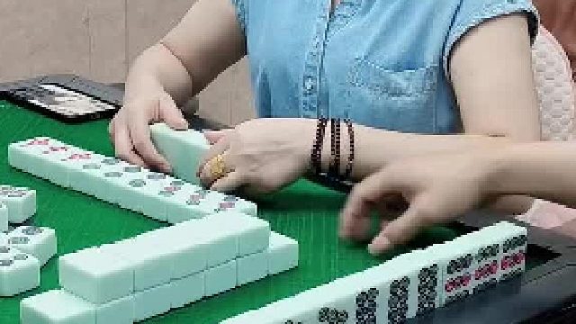 哦吼！湖北卡五星大神们。请问一哈。小姐姐最后一句话。你听懂了吗？