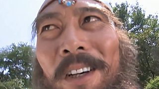 虛竹大戰(zhàn)鳩摩智，一招黑虎掏心打的對(duì)方還手不能
