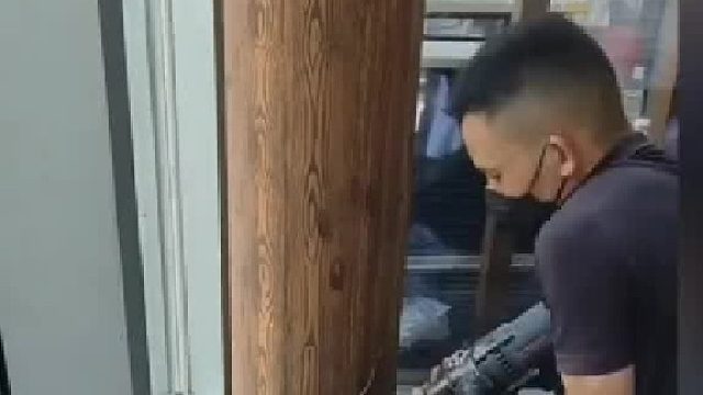 匠心独运，眼力如炬。