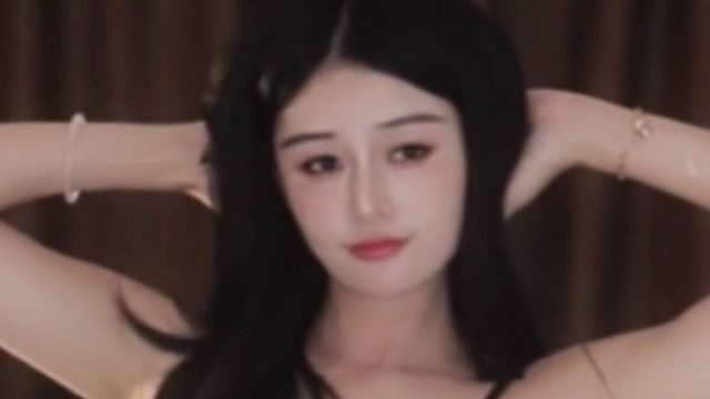 【Miu-初彤【纯御】】姐姐多大了