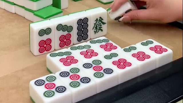 麻将：棋逢对手，更胜一筹，这牌真是有看头