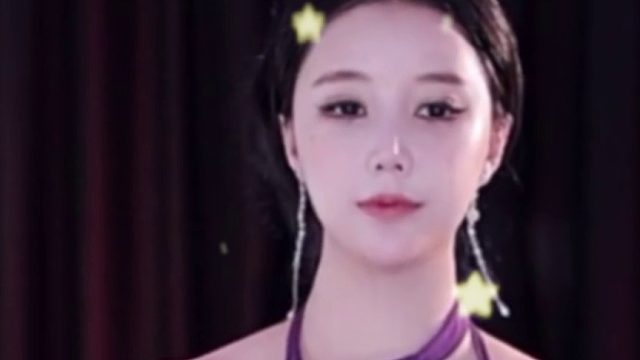 【朴允烟【857】】给我亲一口