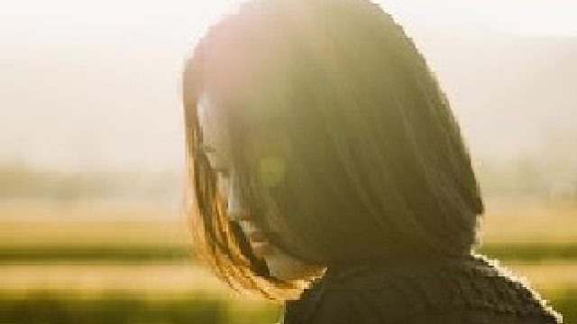 到不了诗和远方，那就在秋天去稻田里走一走吧