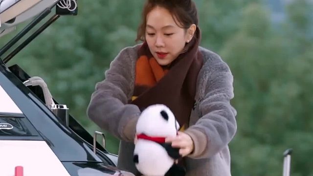 姜妍摆摊好治愈，跟客人处成朋友