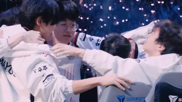 这时候你会不会想念哥哥们   #LCK    #faker  #t1