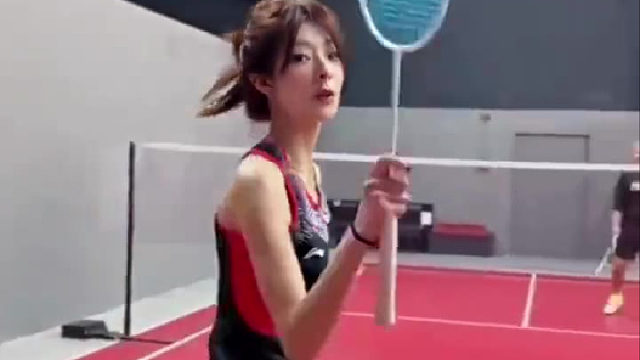 其实你还有种方法可以让他更快乐的  ​