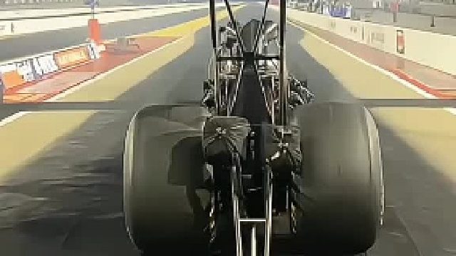 撞墙了不得青一块紫一块