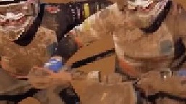 快喊个伙伴同乘副驾吧