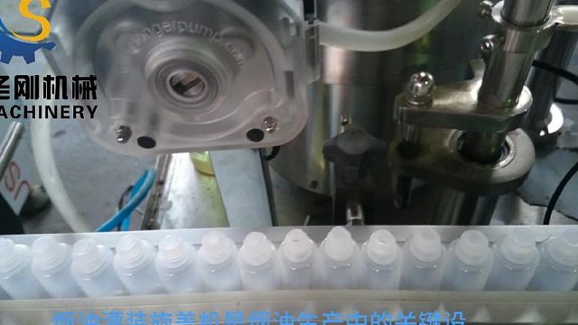 烟油灌装旋盖机