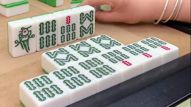 麻将：一举两得，一开两杠，高手就是不一样