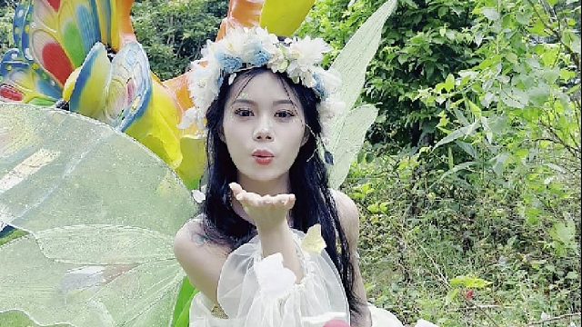 暑期出游去哪玩？陪着家人来东莞观音山游园赏景，体验飞天威亚，圆一个飞天梦、仙女梦