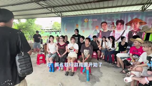 王者荣耀知识问答赛开场！每队5道题，首题靠近对抗路的龙是啥？