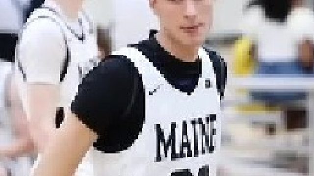 新晋“篮球天才”库珀·弗拉格