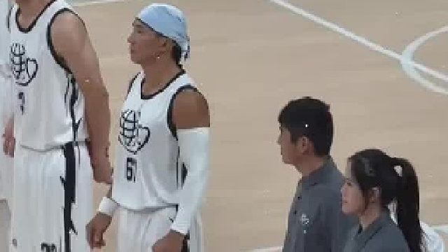 姚明和邓超的身高差，简直萌出天际！