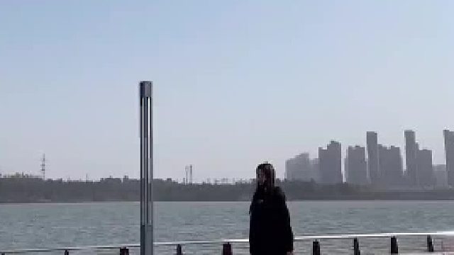 小姐姐翻起来空翻也太帅了吧