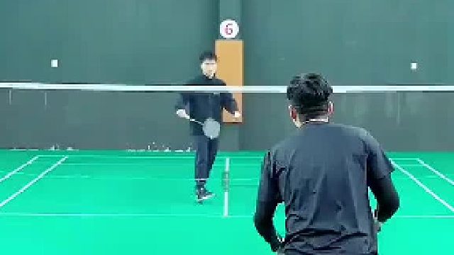 领导打了一下午没出汗[捂脸]