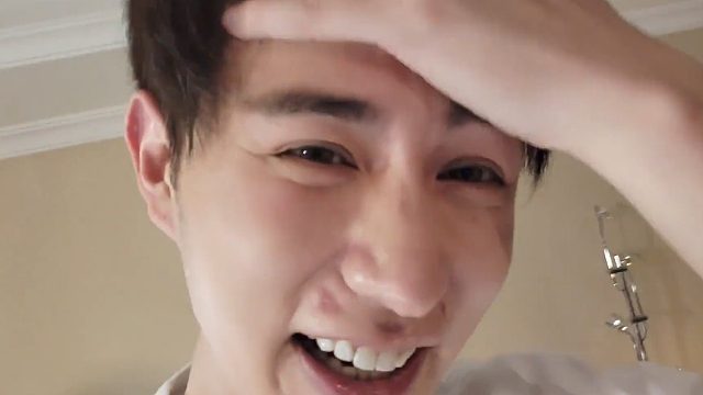 童锦程造访二次元一姐家中，被动技能都快压不住了