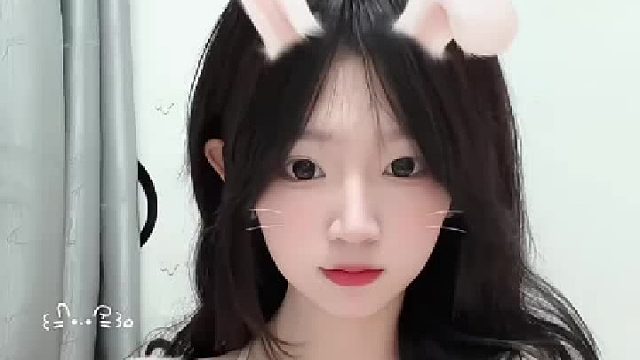 异地恋很辛苦我在这里，他不知道在哪里 