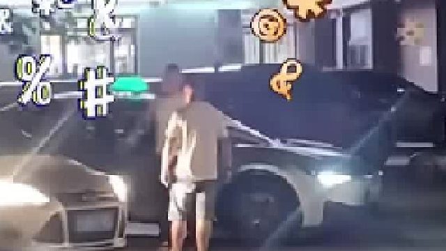 “你打不打我，不打我走了”俩东北司机吵架，的哥一句话把对方整沉默结束“战斗”