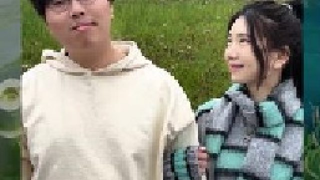 狂魔哥回归预告，跟小小静发官宣视频