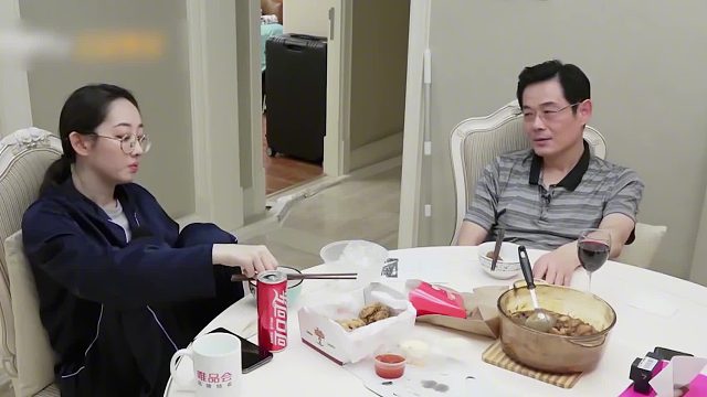 33岁不被父母催婚生孩子的蒋梦婕过得到底有多幸福？